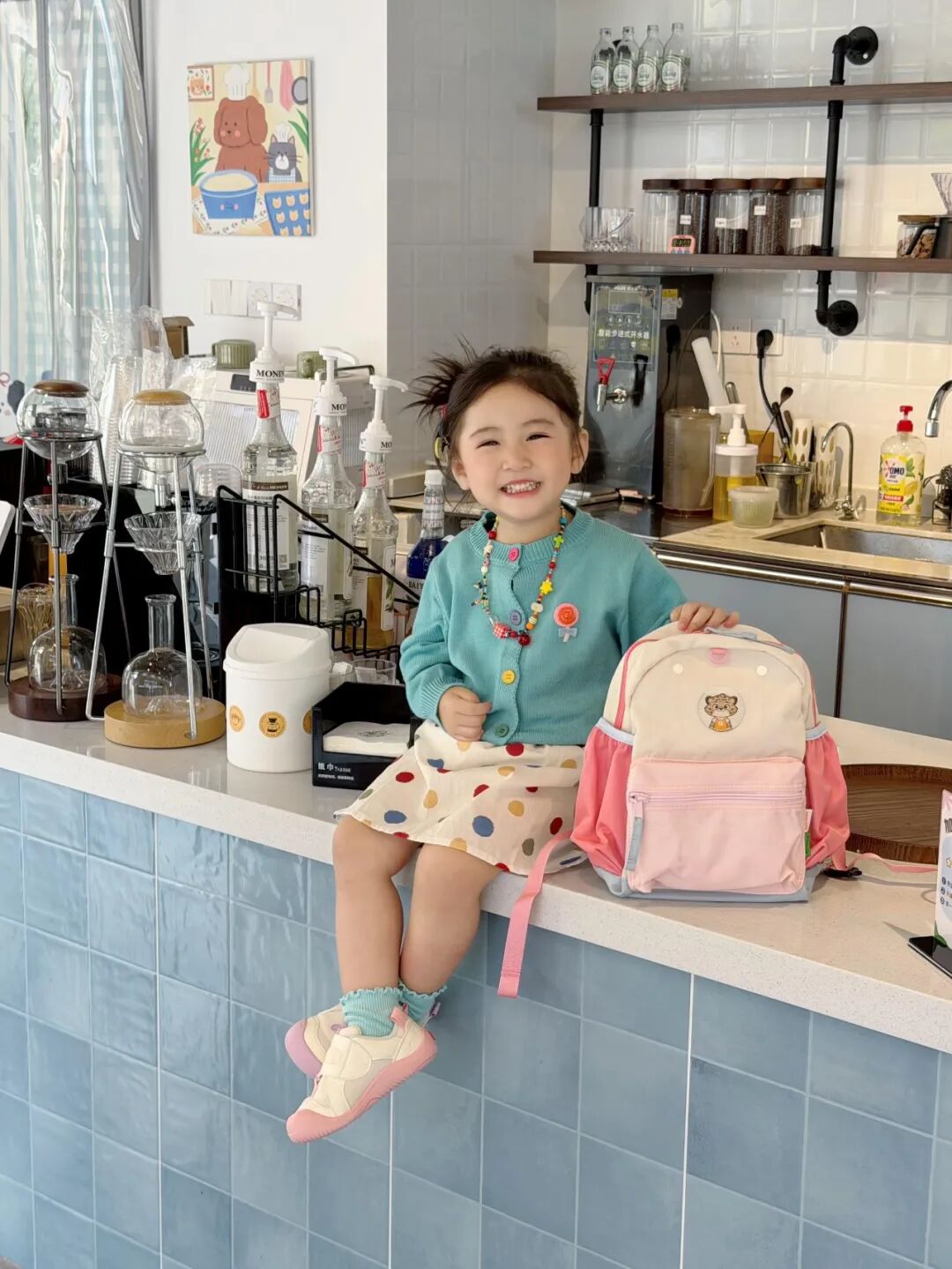 幼儿园鞋子书包一步到位