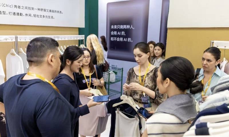 广货上新！十三行以集群之力，让广州女装走向东南亚