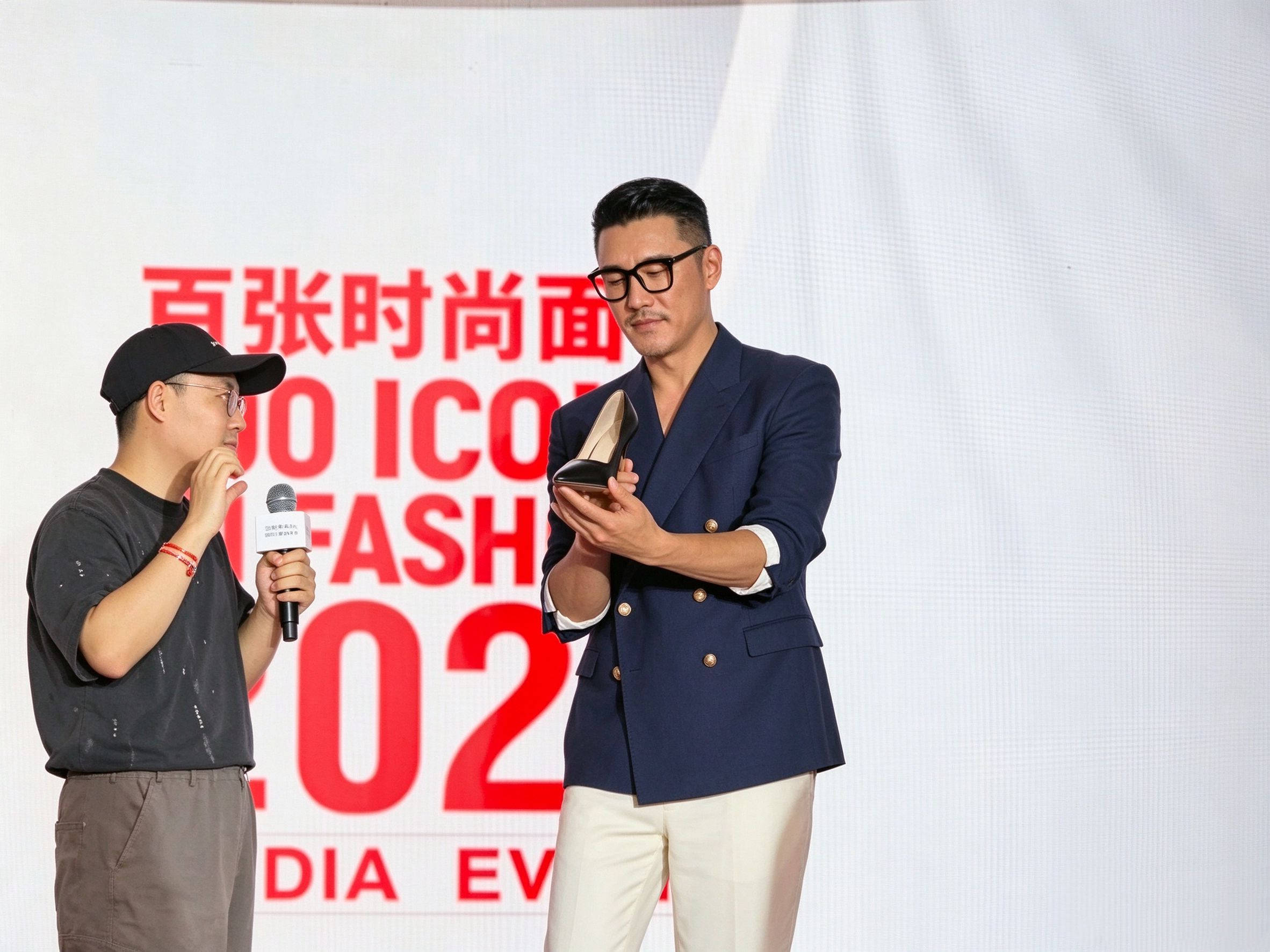 胡兵秀款专属定制,NINEWEST四大皮革鞋款亮相伦敦大秀